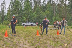 archery-girls-bow-on-toes
